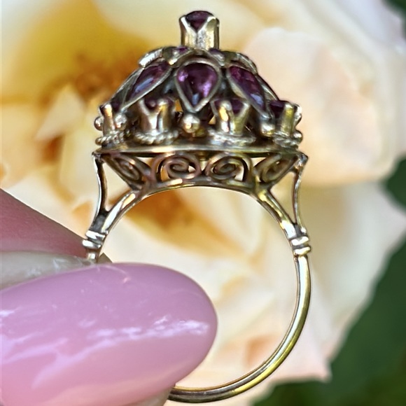 Sold- 18k Yellow Gold Natural Pink Sapphires Ladies Ring - Picture 6 of 17